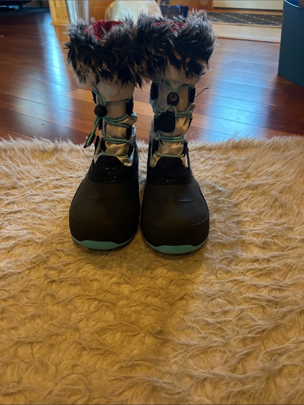Kamik Girls Insulted Winter Snow Boots - Black, White And Teal Accents